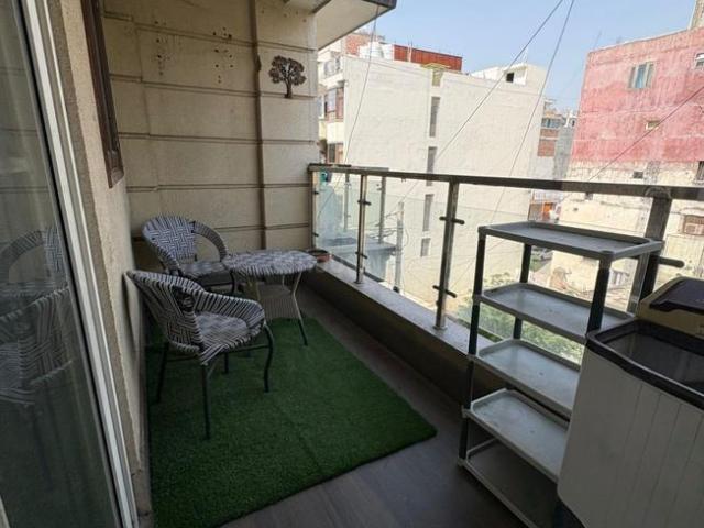 Flat for rent in South Delhi, Deri