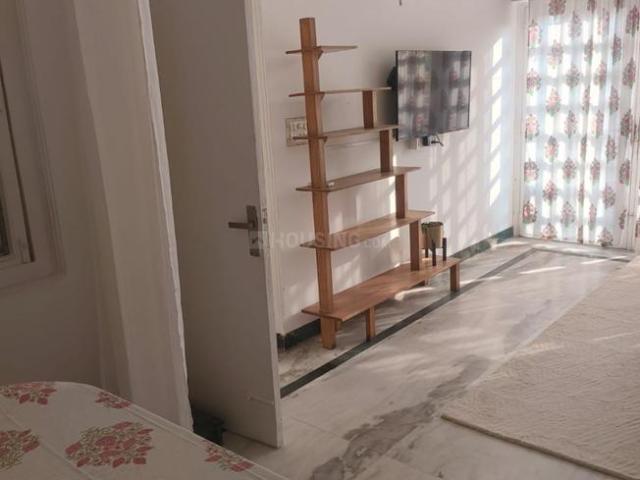 Flat for rent in Saket, Delhi