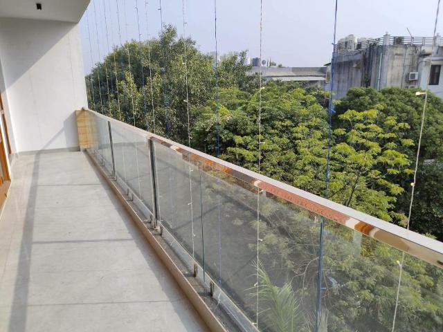 Flat for sale in South Delhi, Deri