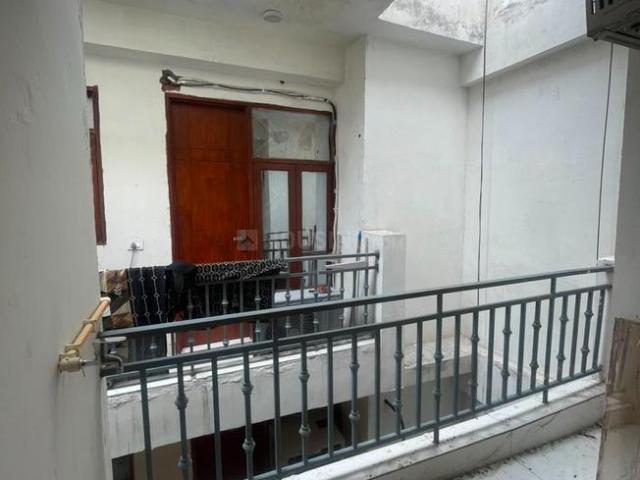 Flat for sale in South Delhi, Deri