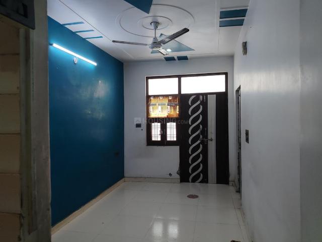 Flat for rent in North Delhi, Deri