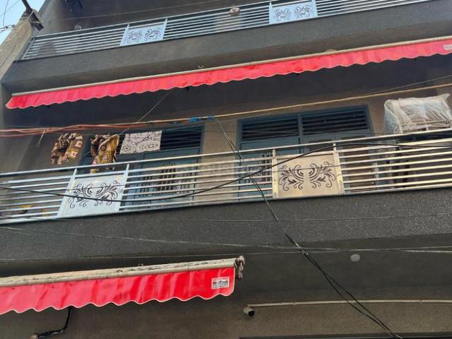 Flat for rent in Sangam Vihar, Delhi