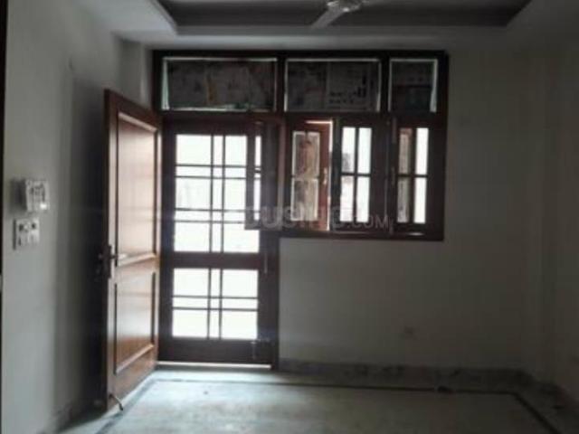 Flat for rent in Deri