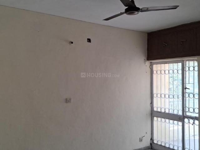 Flat for rent in Deri