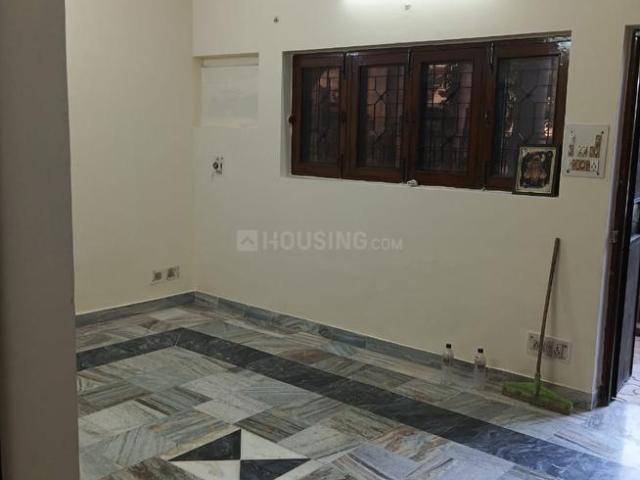 Flat for rent in South Delhi, Deri