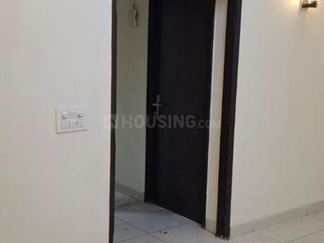 Flat for rent in South Delhi, Deri