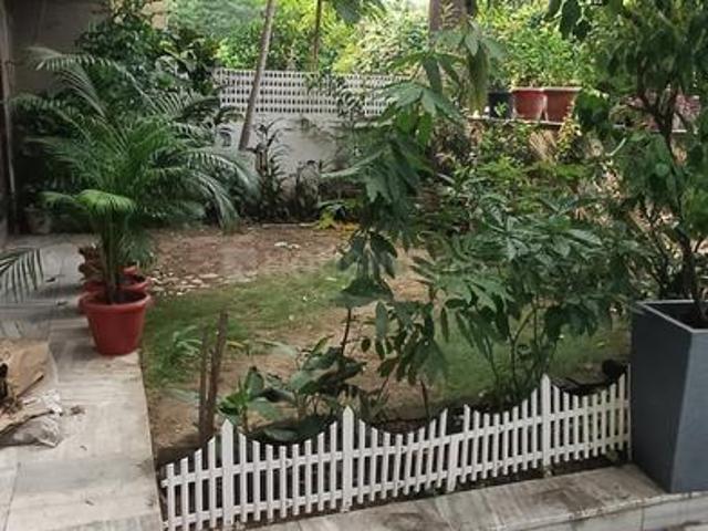 Flat for rent in South Delhi, Deri