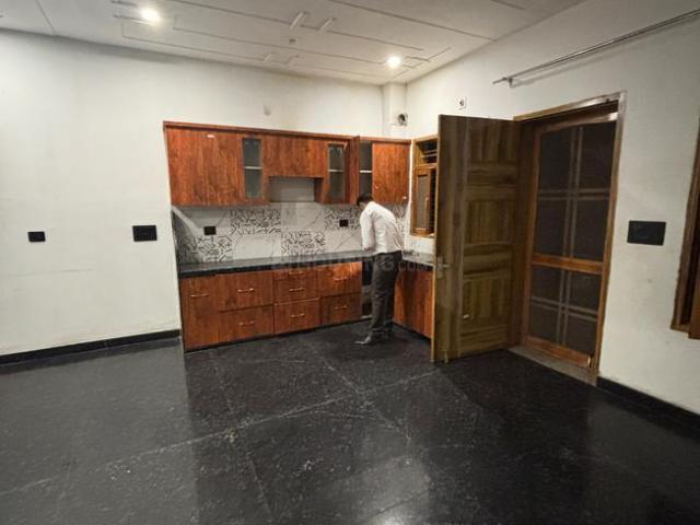 Flat for rent in Hariana