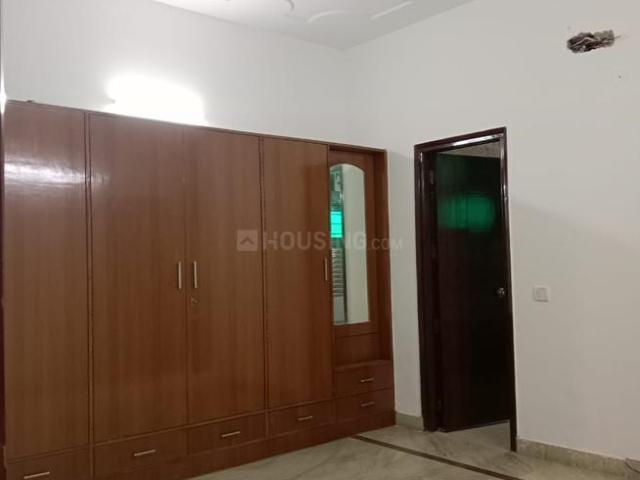 Flat for rent in Sector 105, Noida