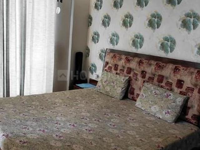 Flat for sale in Sector 127, Santemarja
