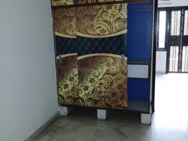 Flat for rent in North West Delhi, Deri