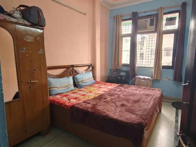 Flat for sale in North West Delhi, Deri
