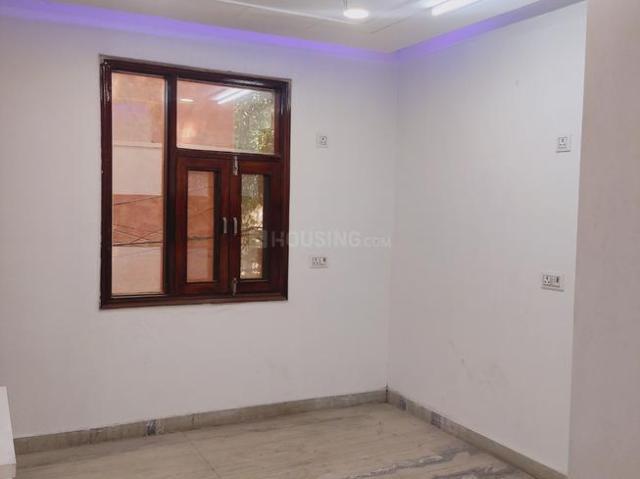 Flat for sale in North West Delhi, Deri