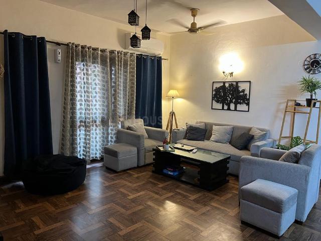 Flat for rent in Sector 12, Noida