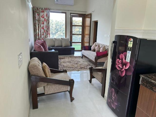 Flat for rent in Hariana