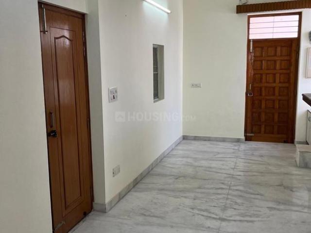 Flat for rent in Sector 14, Faridabad