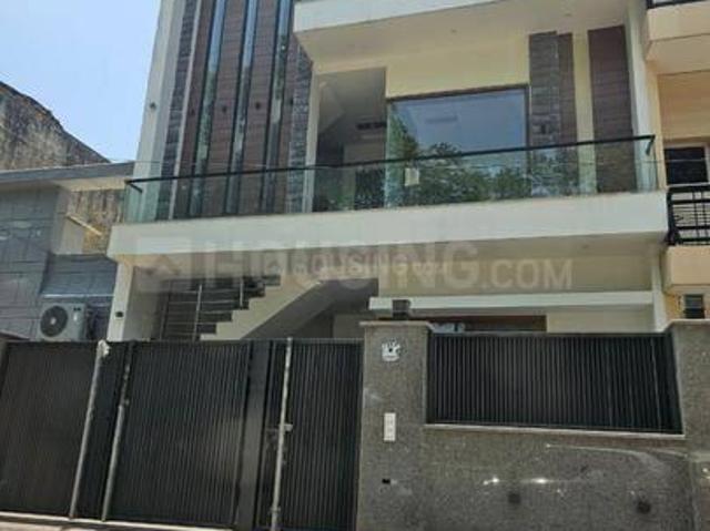 Flat for rent in Hariana