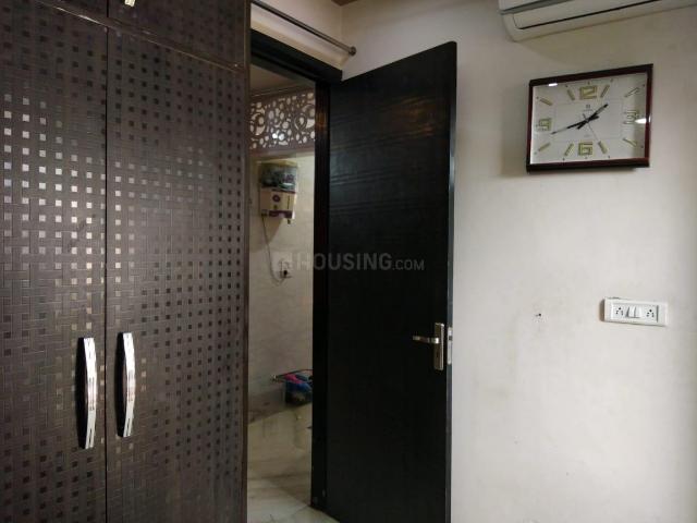Flat for sale in North Delhi, Deri