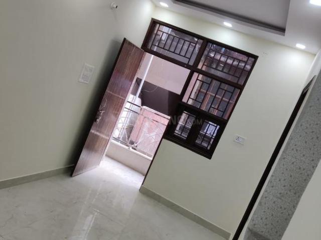 Flat for sale in North Delhi, Deri