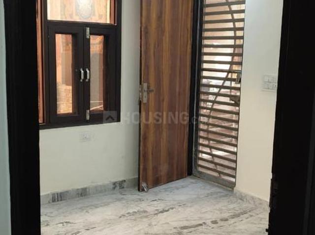Flat for sale in North Delhi, Deri