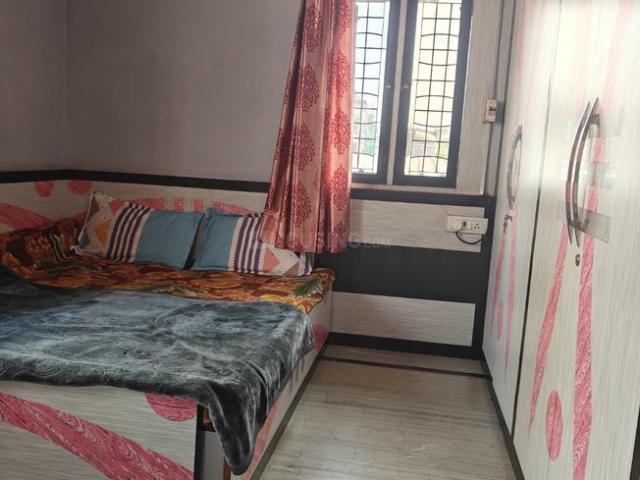 Flat for sale in North Delhi, Deri