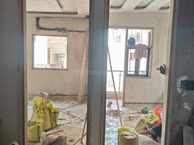 Flat for sale in North Delhi, Deri