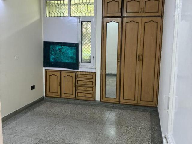 Flat for rent in North Delhi, Deri