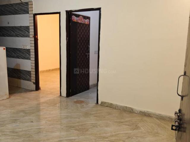 Flat for sale in North Delhi, Deri