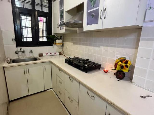 Flat for rent in South West Delhi, Deri