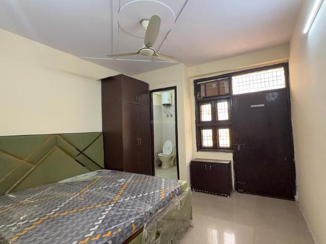 Flat for rent in South West Delhi, Deri