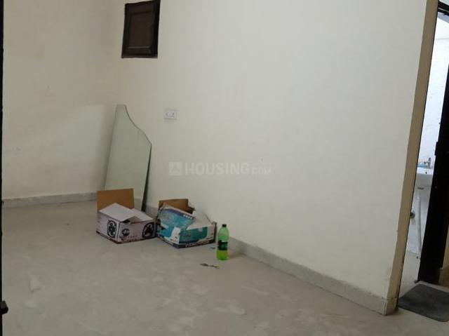 Flat for rent in South West Delhi, Deri