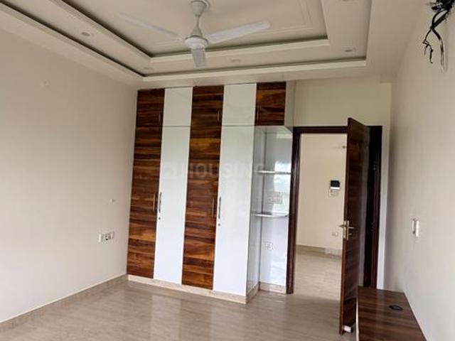 Flat for rent in South West Delhi, Deri