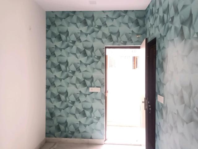 Flat for sale in Abdullahpur