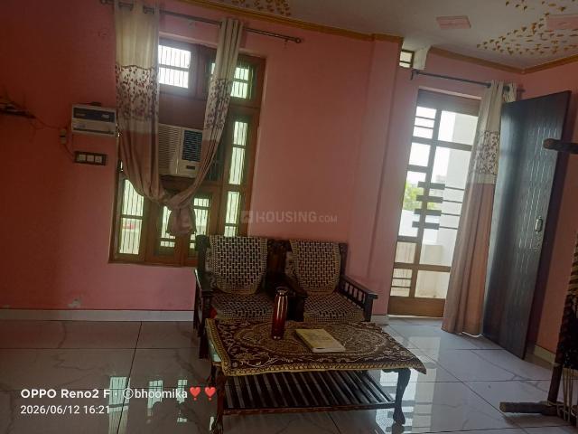 Flat for rent in Hariana