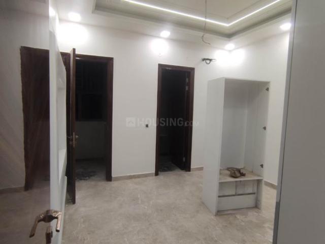 Flat for sale in North West Delhi, Deri