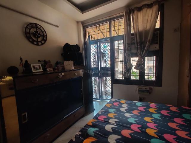 Flat for sale in North West Delhi, Deri