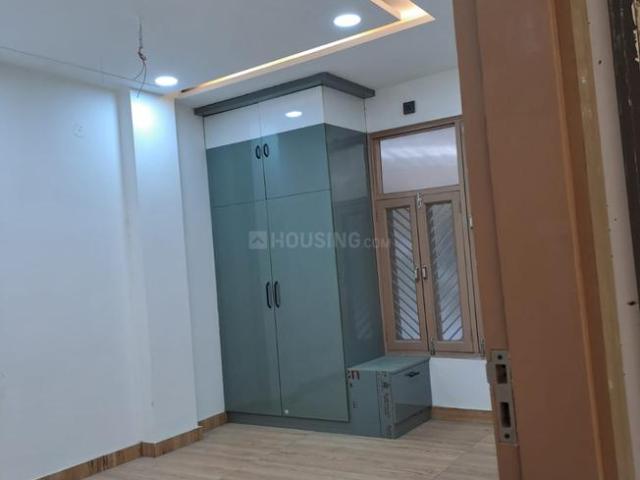 Flat for rent in North West Delhi, Deri