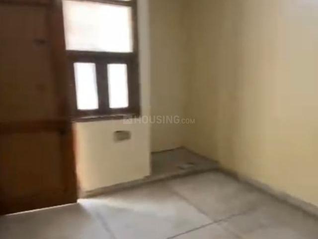 Flat for rent in North West Delhi, Deri