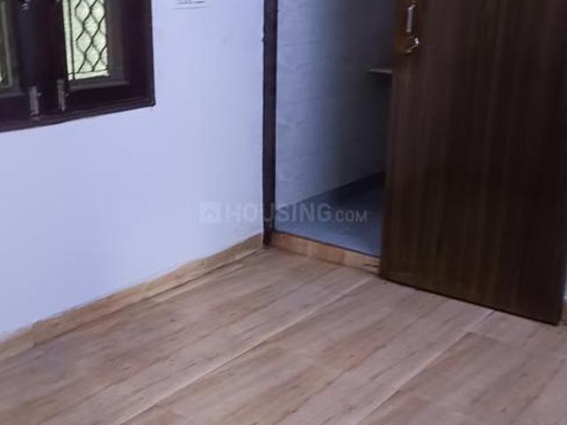 Flat for rent in North West Delhi, Deri