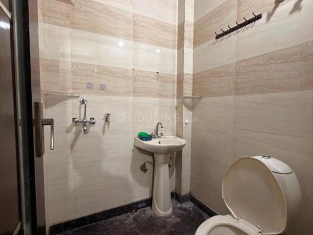 Flat for rent in North West Delhi, Deri