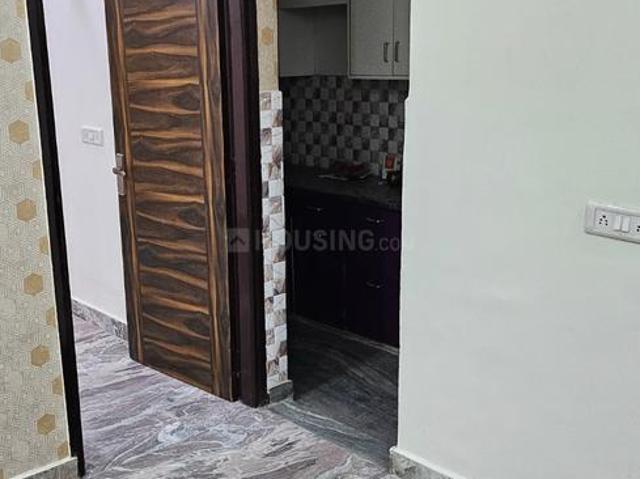 Flat for sale in North Delhi, Deri