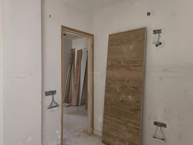 Flat for sale in Abdullahpur