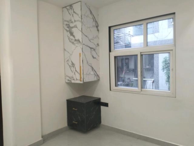 Flat for sale in North West Delhi, Deri