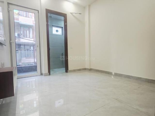 Flat for sale in North West Delhi, Deri