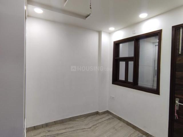 Flat for sale in North West Delhi, Deri