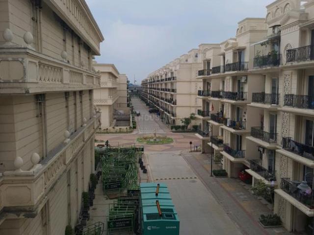 Flat for rent in Hariana