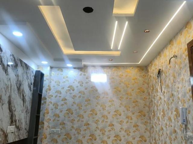 Flat for rent in West Delhi, Deri