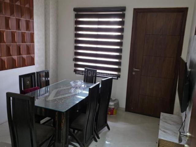 Flat for rent in North West Delhi, Deri