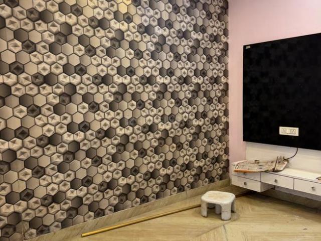 Flat for sale in North West Delhi, Deri