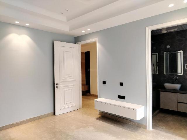 Flat for rent in DLF 5, Gurugram